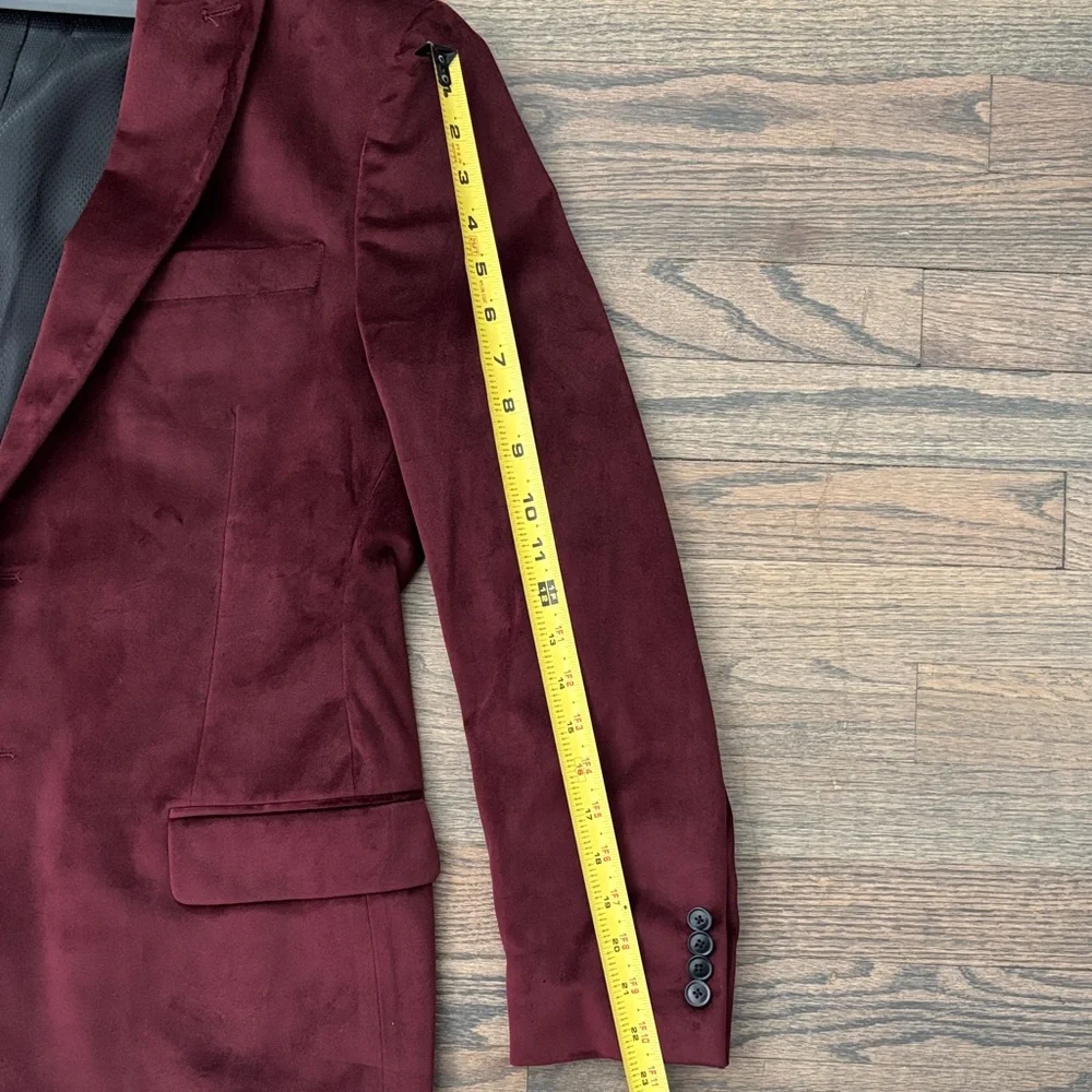 Burgundy Velvet Notch Lapel Sport Coat Blazer